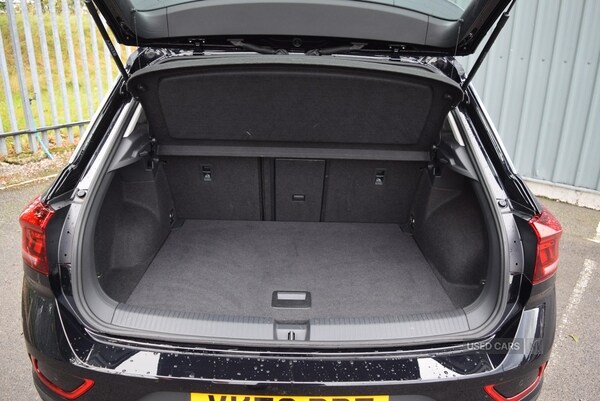 Used Volkswagen T-Roc 2023 for sale - 76201943: Photo 33