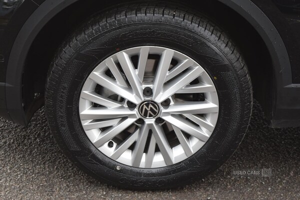 Used Volkswagen T-Roc 2023 for sale - 76201943: Photo 37