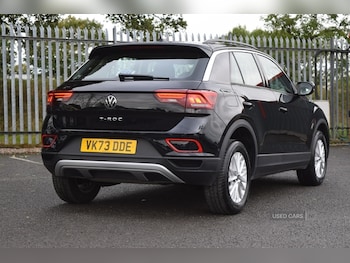Used Volkswagen T-Roc 2023 for sale - 76201943: Photo 4