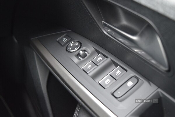 Used Peugeot 5008 2025 for sale - 77204222: Photo 32