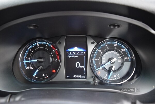 Used Toyota Hilux 2023 for sale - 76998305: Photo 13