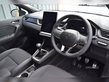 Used Renault Captur 2026 for sale - 79727668: Photo