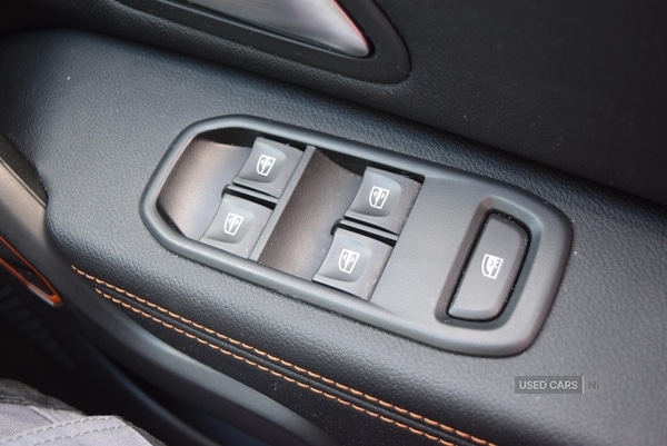 Used Dacia Duster 2022 for sale - 76659624: Photo 32