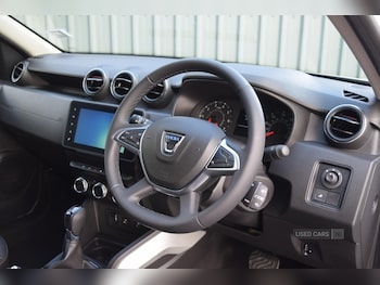 Used Dacia Duster 2022 for sale - 76659624: Photo