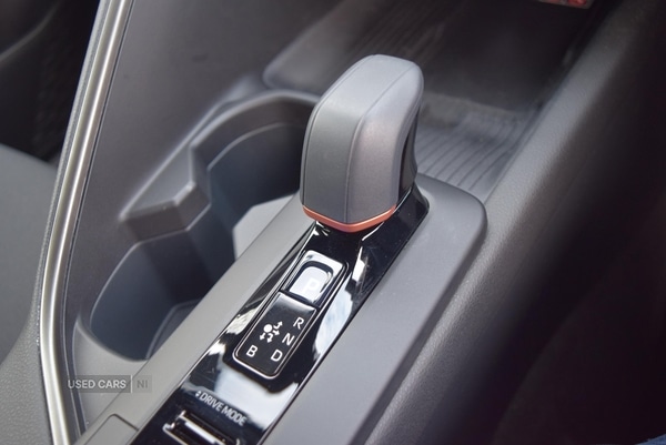 Used Toyota C-HR 2024 for sale - 77684721: Photo 23