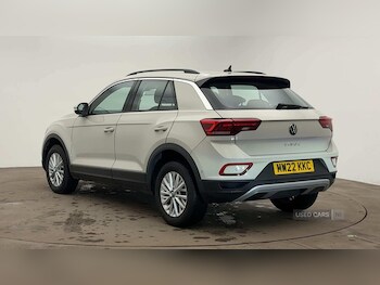 Used Volkswagen T-Roc 2022 for sale - 75942196: Photo