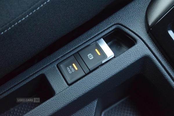 Used Volkswagen T-Roc 2018 for sale - 77156844: Photo 28