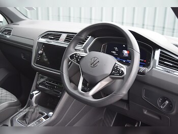 Used Volkswagen Tiguan 2023 for sale - 75942458: Photo