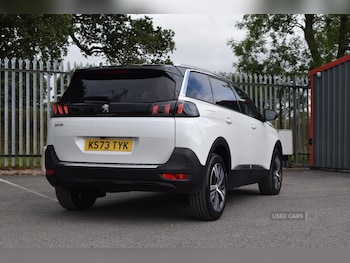 Used Peugeot 5008 2023 for sale - 75992073: Photo