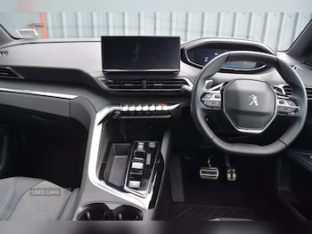 Used Peugeot 5008 2023 for sale - 76409769: Photo