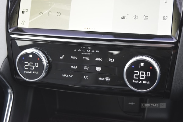 Used Jaguar E-Pace 2021 for sale - 76690131: Photo 24