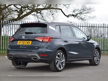 Used SEAT Arona 2025 for sale - 78101933: Photo