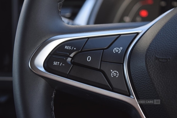 Used Renault Captur 2022 for sale - 77372262: Photo 15