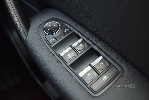 Used Renault Captur 2022 for sale - 77372262: Photo 31