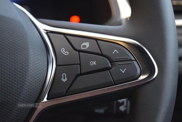 Used Renault Captur 2025 for sale - 76634396: Photo 16