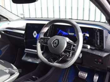Used Renault Scenic 2024 for sale - 74121412: Photo