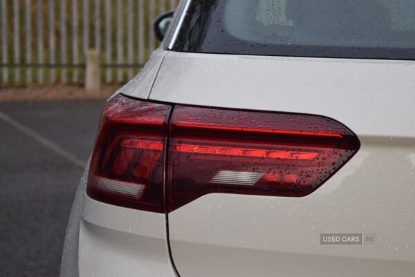 Used Volkswagen T-Roc 2023 for sale - 76936829: Photo 35