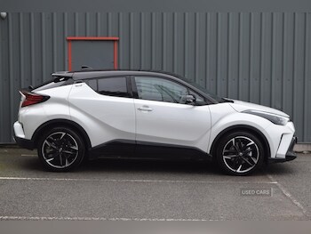 Used Toyota C-HR 2023 for sale - 77017865: Photo
