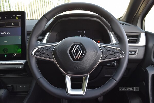 Used Renault Captur 2024 for sale - 76308673: Photo 13