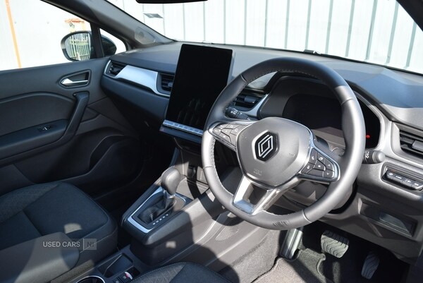 Used Renault Captur 2024 for sale - 76308673: Photo 3