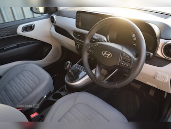 Used Hyundai i10 2024 for sale - 76562672: Photo