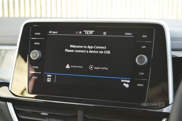 Used Volkswagen T-Roc 2024 for sale - 76998117: Photo 23