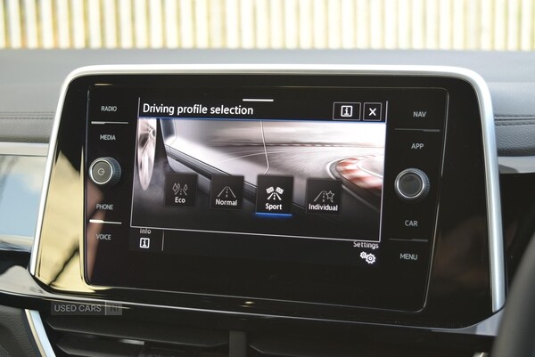 Used Volkswagen T-Roc 2024 for sale - 76998117: Photo 24