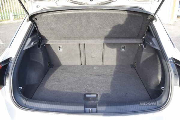 Used Volkswagen T-Roc 2024 for sale - 76998117: Photo 32