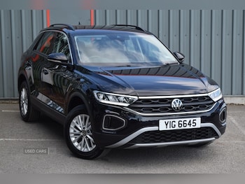Used Volkswagen T-Roc 2023 for sale - 78729180: Photo