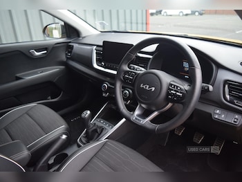 Used Kia Stonic 2024 for sale - 76729141: Photo