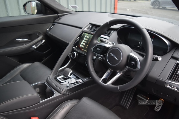 Used Jaguar E-Pace 2023 for sale - 77634270: Photo 3