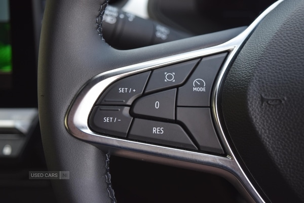 Used Renault Captur 2024 for sale - 76371925: Photo 15