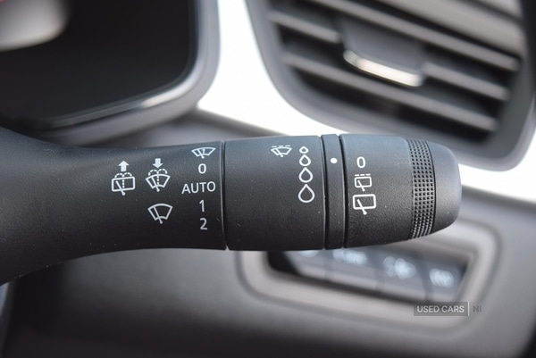 Used Renault Captur 2024 for sale - 76371925: Photo 19