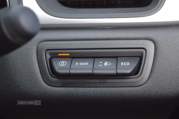 Used Renault Captur 2024 for sale - 76371925: Photo 28