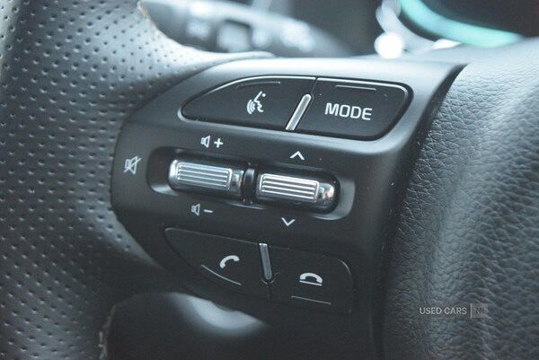 Used Kia Stonic 2024 for sale - 76585692: Photo 15