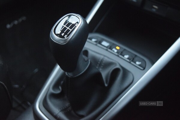 Used Kia Stonic 2024 for sale - 76585692: Photo 27