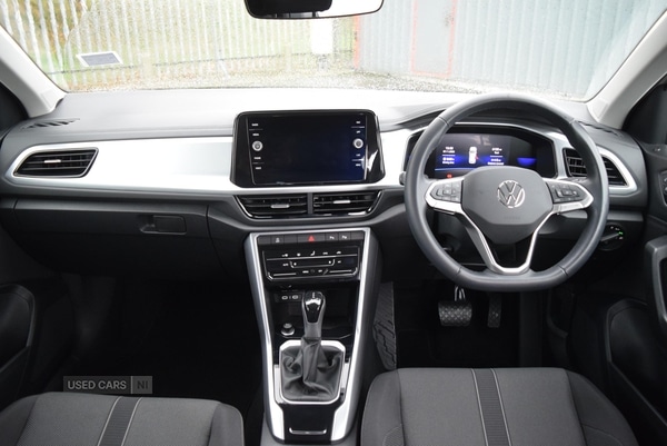 Used Volkswagen T-Roc 2023 for sale - 76690318: Photo 11