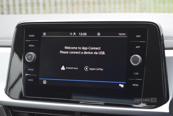 Used Volkswagen T-Roc 2023 for sale - 76690318: Photo 22