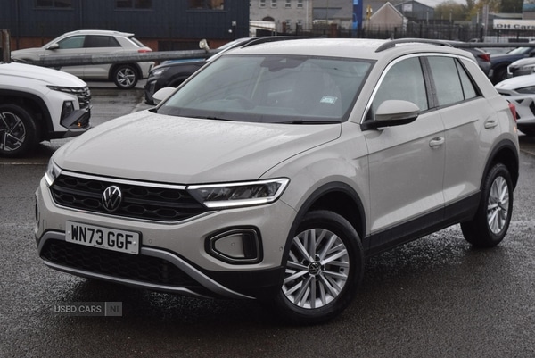 Used Volkswagen T-Roc 2023 for sale - 76690318: Photo 6