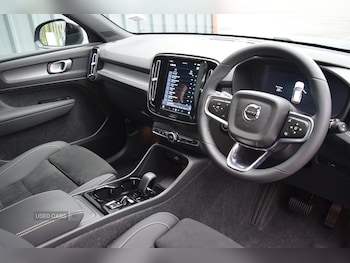 Used Volvo XC40 2025 for sale - 76803157: Photo