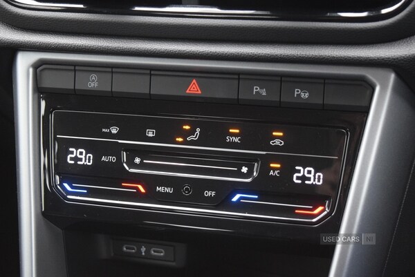 Used Volkswagen T-Roc 2023 for sale - 76528231: Photo 24