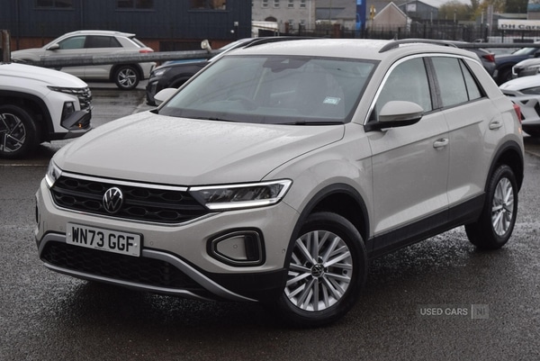 Used Volkswagen T-Roc 2023 for sale - 76528231: Photo 6