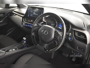 Used Toyota C-HR 2022 for sale - 76667687: Photo