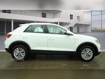Used Volkswagen T-Roc 2023 for sale - 78292870: Photo