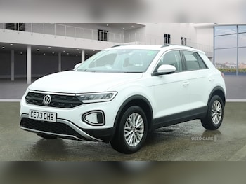 Used Volkswagen T-Roc 2023 for sale - 78292870: Photo