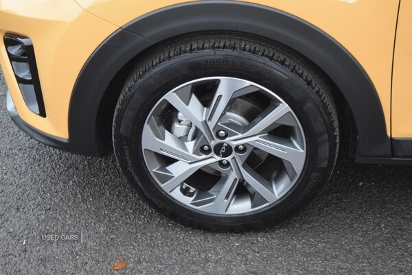 Used Kia Stonic 2024 for sale - 76528220: Photo 35
