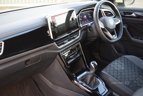 Used Volkswagen T-Roc 2024 for sale - 77102160: Photo 12