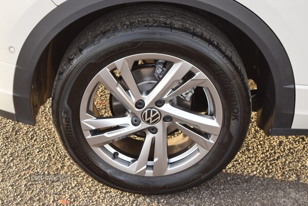 Used Volkswagen T-Roc 2024 for sale - 77102160: Photo 34