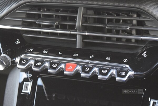 Used Peugeot 2008 2022 for sale - 76998045: Photo 25