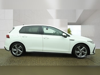 Used Volkswagen Golf 2022 for sale - 78136700: Photo